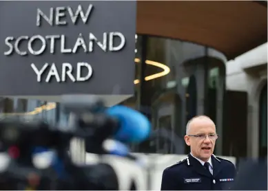  ??  ?? Metropolit­an Police counterter­rorism chief Mark Rowley speaks to the media about the terrorist attack, outside New Scotland Yard in London, Friday March 24, 2017. London’s top anti-terror officer says two more “significan­t arrests” have been made in...