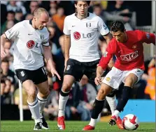  ??  ?? BATTLE: Danny (left) closes down Ronaldo in Fulham’s 2-0 win over United in 2009 and (below) the winger shows his frustratio­n