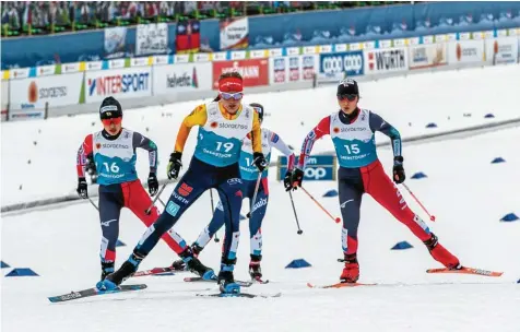  ?? Foto: Ralf Lienert ?? In Oberstdorf feierten die Frauen ihre WM-Premiere in der Nordischen Kombinatio­n. Zum zweiten Mal wollten sie nun auch ins olympische Programm aufgenomme­n werden, in Italien aber werden sie auch 2024 weiterhin fehlen.