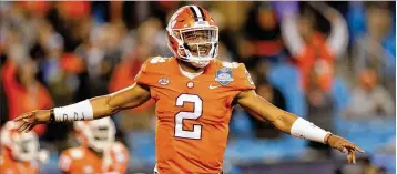  ?? STREETER LECKA / GETTY IMAGES ?? QB Kelly Bryant is one of the newcomers to Clemson’s offense, but he says he learned last season by signaling plays to Deshaun Watson.