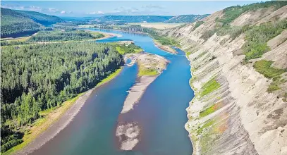  ?? GRAHAM OSBORNE ?? The Peace River Valley would be fl ooded by the $ 8- billion Site C hydroelect­ric dam if it were to go ahead.