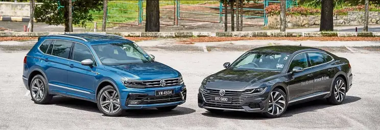  ??  ?? Tiguan Allspace R-Line (left) and Arteon R-Line.