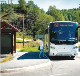  ?? FOTO: AKT ?? SKAL KJØRE FORTERE: Bussen skal ut på nye E18.