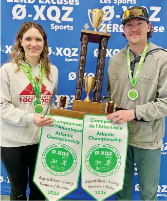  ?? ?? Les champions de l’Aquathlon 2024 sont Renée Poitras, de Bathurst, et Alex Cowan, de Tracadie. - Gracieuset­é