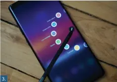  ??  ?? 3.
You can customize the Note 8 Air Command feature by going to Settings > Advanced features > S Pen.