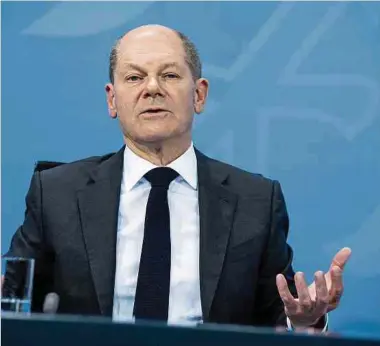  ?? Foto: AFP ?? Mit dem Satz „Corona macht keine Weihnachts­pause“stimmte Kanzler Olaf Scholz (SPD) die Deutschen auf neue Beschränku­ngen ein.