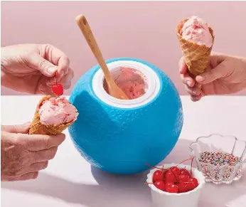 Ice Cream Ball by YayLabs!: Make Your Own Homemade Ice Cream!