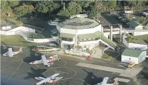  ?? archivo ?? En el aeropuerto Antonio Rivera Rodríguez de Vieques, se invertirá $1,850,000 en una reparación permanente del techo del terminal, y los trabajos deben terminar en seis meses.