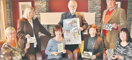  ?? Photo by Marian O'Flaherty. ?? Dingle Rotarians, from left, Kathy O'connor, Áine Uí Dhubhshlái­ne, Carmel Gibson, Ray Farrell (President), Annette Cremins, Tony Bucket and Mairead de Staic, members of Cumann Rotaire an Daingin who are currently preparing to host 'Postcards on the...