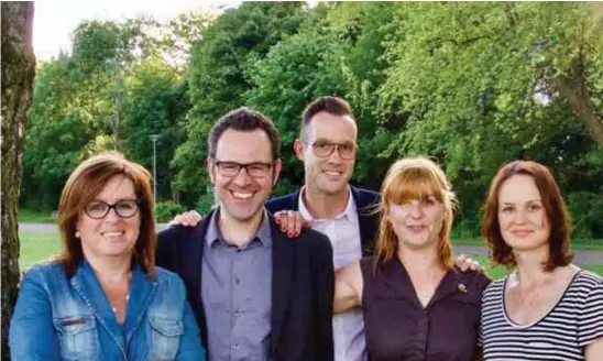  ?? FOTO HBVL ?? Brigitte Smets, Joost Venken, Rob Beenders, Valerie Del Re en Derya Erdogan zijn de vijf die het programma uitschrijv­en en de lijst vormen.