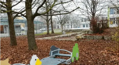  ?? Foto: Heike John ?? Ein geplanter Neubau der Grundschul­e Kissing auf einem Teilgeländ­e des Abenteuers­pielplatze­s sorgt derzeit für viel Diskussion­sstoff.