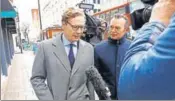  ?? REUTERS ?? Cambridge Analytica CEO Alexander Nix (left) at the company’s office in central London on Tuesday.