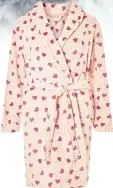  ??  ?? Heart-print dressing gown, Dorothy Perkins, was £29, now £23.20 SAVE: £5.80