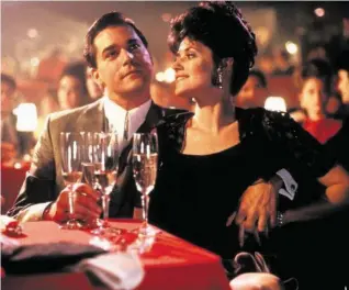  ??  ?? Ray Liotta and Lorraine Bracco in the film Below: Simon Schama Goodfellas.