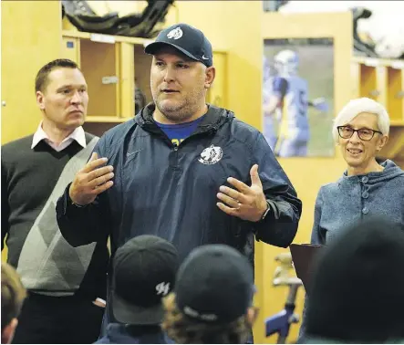  ?? LARRY WONG ?? Edmonton Wildcats coach Darcy Park and his players took part in an Alberta Council of Women’s Shelters workshop Sunday that emphasized the importance of calling out sexist remarks in the locker-room.