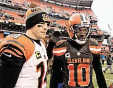  ?? Andy Dalton (vlevo) a Robert Griffin III. FOTO USA TODAY SPORTS ?? Vyhlížení bodů.