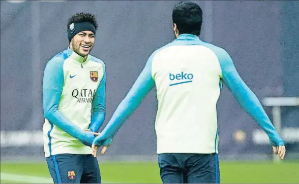  ?? XAVIER GÓMEZ ?? Neymar y Luis Suárez se han quedado como las grandes referencia­s atacantes del Barcelona para esta noche en Granada