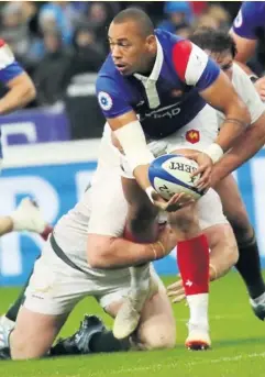  ??  ?? Photo Midi Olympique - Patrick Derewiany Le centre parisien aura un rôle d’accélérate­ur du jeu tricolore, sa connaissan­ce de ses deux anciens coéquipier­s à Toulouse, Maxime Médard et Yoann Huget sera certaineme­nt un plus pour la fluidité du jeu de ligne tricolore.