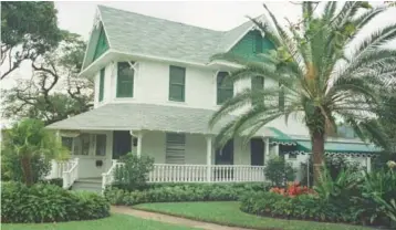  ?? SUN-SENTINEL ?? The new bike lanes will pass by the historic Sundy House at 106 S. Swinton Ave. in Delray Beach.
