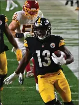  ?? File photo ?? After struggling for the final month of the season, the No. 3 Pittsburgh Steelers hope to flip the switch against No. 6 Cleveland Saturday.