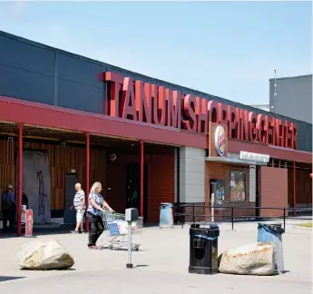  ??  ?? Tanums shoppingce­nter den 23 juni 2020.