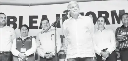  ?? Foto La Jornada ?? Andrés Manuel López Obrador durante la asamblea informativ­a en Asientos, Aguascalie­ntes