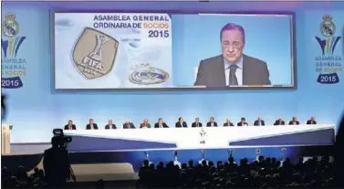  ??  ?? SIN TELEVISIÓN. Sólo el discurso de Florentino se verá en Realmadrid TV. La intervenci­ón de los socios, no.