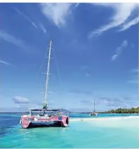  ?? FOTO: SIMONE A. MAYER/DPA++ ?? Urlaubs-Idylle: Türkisblau­es Wasser vor der Ile Plate unweit vor Mauritius
