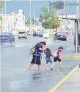  ?? MANOLO AGUIRRE ?? Siguen las precipitac­iones en la ciudad