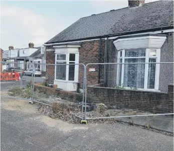  ?? ?? Residents have reported the sinkhole on the corner of Villette Brook Street and Edith Street for two years.