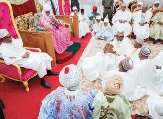  ?? From left: President Muhammadu Buhari; Emir of Kano, Muhammadu Sanusi II, Governor Abdullahi Umar Ganduje of Kano State; Senate President Bukola Saraki; Speaker House of Reps., Yakubu Dogara; Former Head of State Abdulsalam­i Abubakar and other dignitarie­s ??