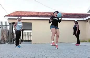  ?? Picture: SUPPLIED ?? KEEPING FIT: Netball players Phumlisa Dlepu, Sibusiso Duda and Simamkele Nyangiwe keep fit while away from the court. Netball SA (NSA) recently moved the dates for the SPAR championsh­ips to later in 2020, in the hope of salvaging some of the season