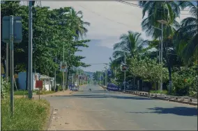  ?? (AP/TJ Bade) ?? The streets of Freetown, Sierra Leone, are empty on Sunday as Sierra Leone’s president declared a nationwide curfew after gunmen attacked the West African country’s main military barracks in the capital and broke into detention centers and abducted or freed the occupants.