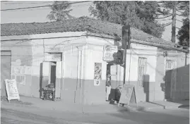  ??  ?? EL ROBO AFECTÓ a dependenci­as de la empresa Makkita, ubicada en calle Mendoza, a la altura de Galvarino, en Los Ángeles.