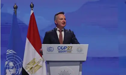  ?? Photograph: Ahmad Gharabli/AFP/Getty Images ?? The climate change minister Chris Bowen called out the World Bank at Cop27 for not doing enough on decarbonis­ation but Australia chose not back the push to end fossil fuel export finance.