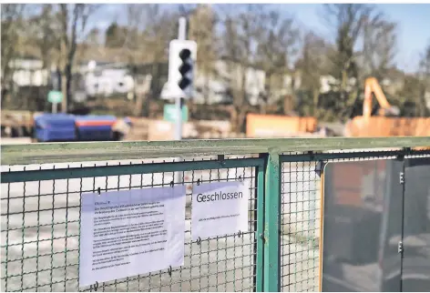  ?? RP-FOTO: STEPHAN KÖHLEN ?? Der Recyclingh­of der Stadt Mettmann ist derzeit noch geschlosse­n. Das brachte der Verwaltung viele Bürgerbesc­hwerden ein.