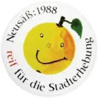  ?? Foto: Regine Kahl ?? Dieser Sticker wurde 1988 für die Feierlichk­eiten der Stadterheb­ung entworfen.