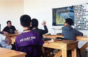  ??  ?? AOES kicked offwitha compliment­ary Dota 2 Training Bootcamp in October 2017, with over 100 gamers taking part.