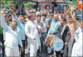  ??  ?? BJP workers celebratin­g the induction of Baghpat MP Satyapal Singh in the cabinet on Sunday. Singh’s family members and supporters in his paternal village Basauli also distribute­d sweets. Singh had defeated RLD chief Ajit Singh in the Lok Sabha poll.