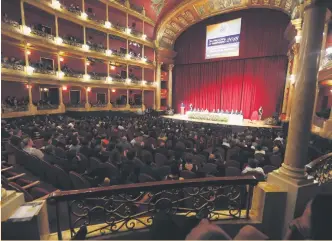  ??  ?? ESPACIO. El Teatro Degollado es la casa de la cultura en Jalisco.