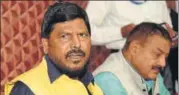  ?? SUBHANKAR CHAKRABORT­Y ?? ▪ Union minister Ramdas Athawale in Lucknow.