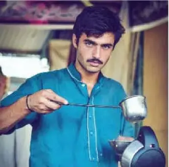  ?? JIAH ALI/INSTAGRAM ?? Arshad Khan, 18, struck fame after a photograph­er in Islamabad posted his photo on Instagram.