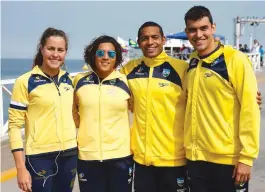  ??  ?? Viviane, Ana Marcela, Allan e Victor formam o quarteto brasileiro