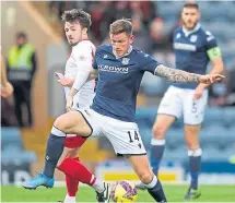  ?? ?? Top, Derick Osei of Dundee makes it 4-2, and Lee Ashcroft challenges Airdrie’s Calum Gallagher.