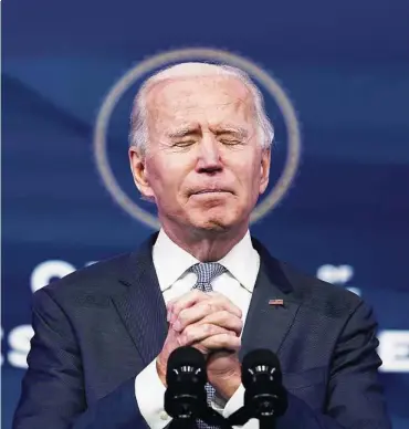  ??  ?? „Das war Aufruhr“: Der designiert­e Präsident Joe Biden verfolgte die Bestätigun­g seines Wahlsieges durch den Kongress von seiner Heimatstad­t Wilmington im Bundesstaa­t Delaware aus.