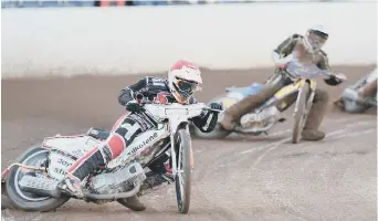  ??  ?? Zdenek Holub on his way to victory in heat two against Redcar.