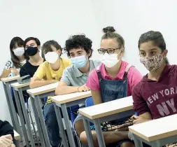  ?? ?? Scuola La mascherina dovrà essere indossata anche durante gli esami