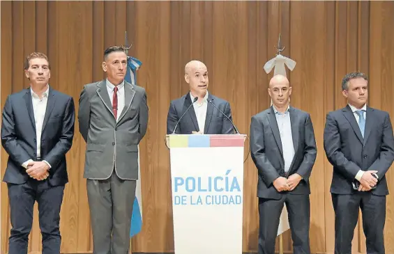  ??  ?? Presentaci­ón. Diego Santilli, Pedro Potocar, Horacio Rodríguez Larreta, Martín Ocampo y Marcelo D’Alessandro, juntos, en enero pasado.