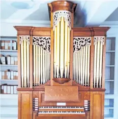  ?? SUBMITTED PHOTO ?? Peter Partridge was invited to Buckingham Palace for a recital and dinner in celebratio­n of the Queen’s Diamond Jubilee as a thank you for donating a pipe organ to Westminste­r Abbey.