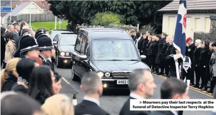  ??  ?? &gt; Mourners pay their last respects at the funeral of Detective Inspector Terry Hopkins